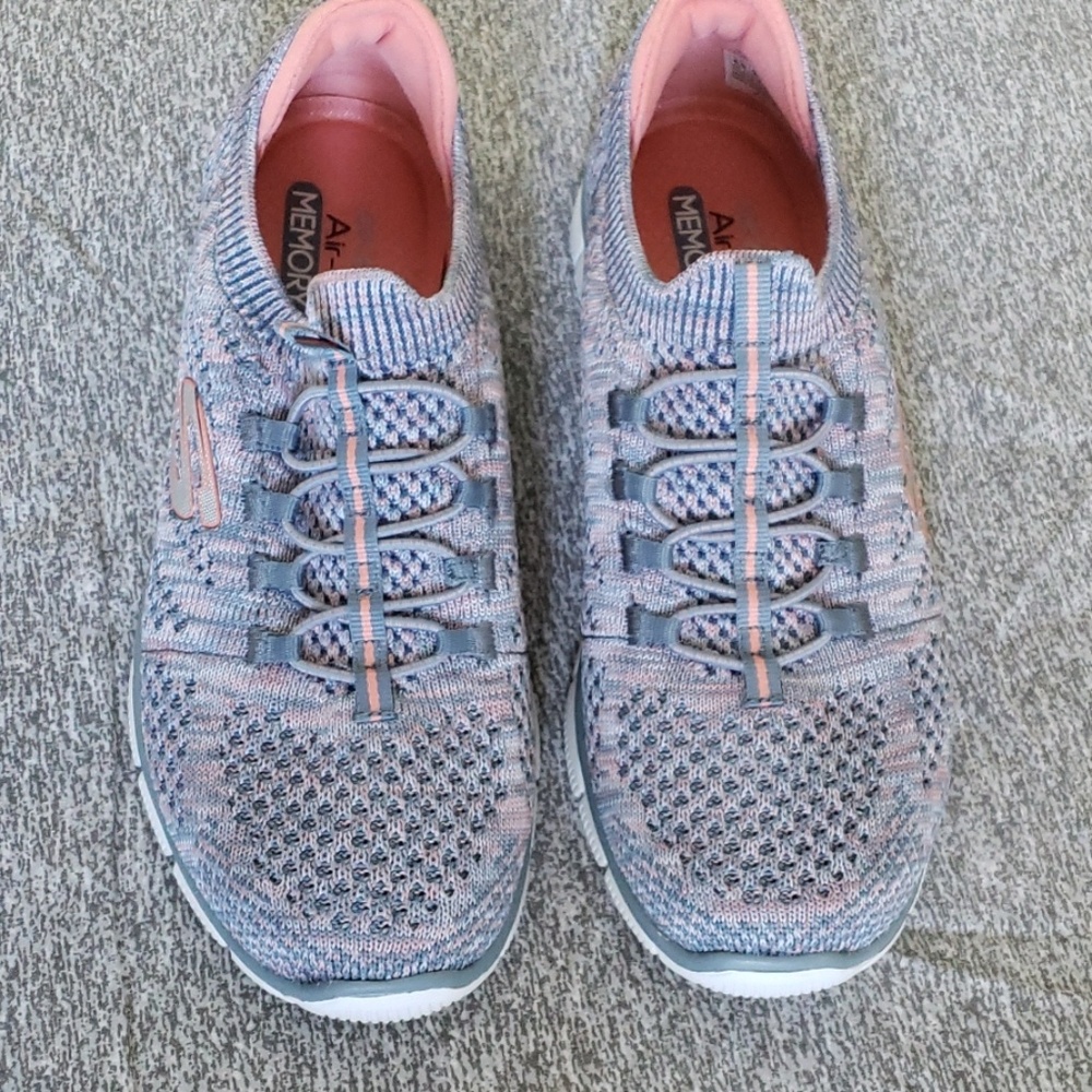 Sketchers Air cooled Memory Foam